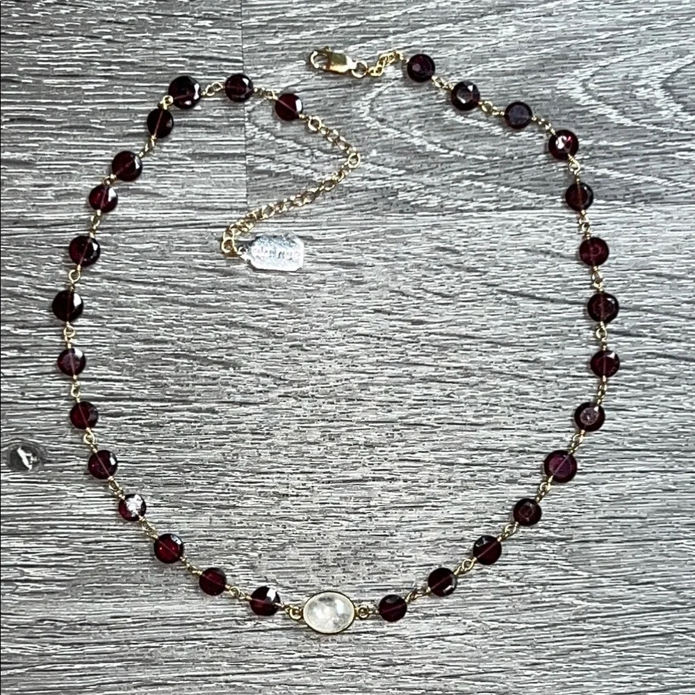 Ela Rae Libi coin stone necklace with center stone - Picture 7 of 9